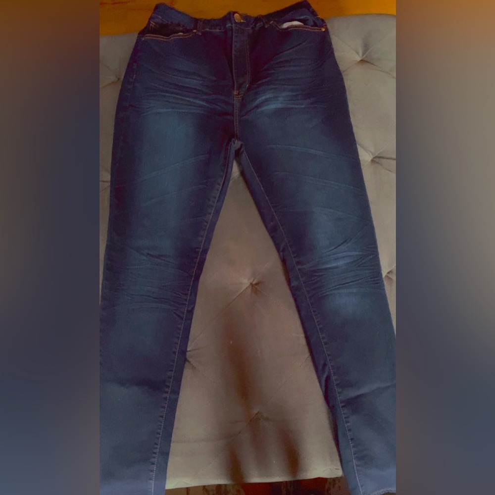 Dark Denim Mid Waisted Jeans